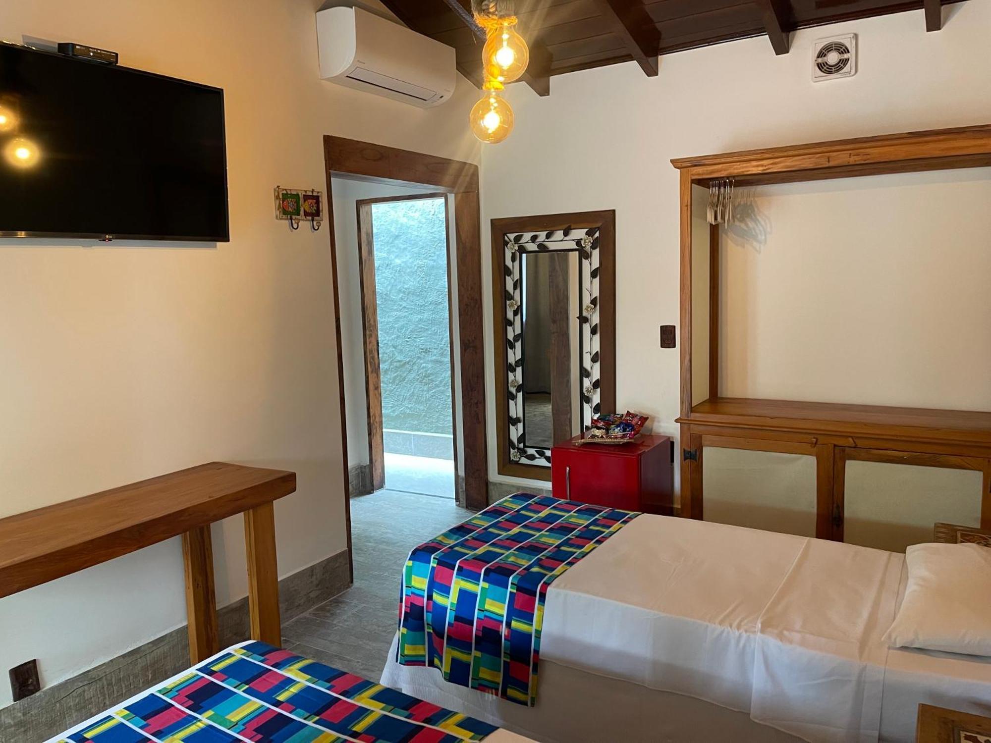 Hotel Village Enseada Ubatuba Exterior photo